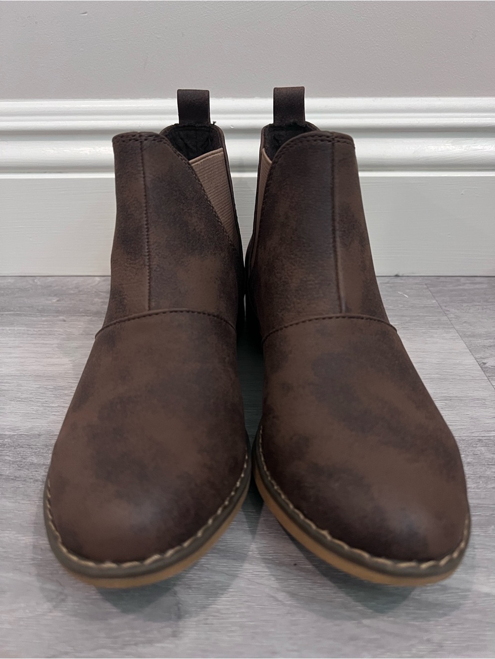Rocket Dog Women's Dark Brown Chelsea Booties